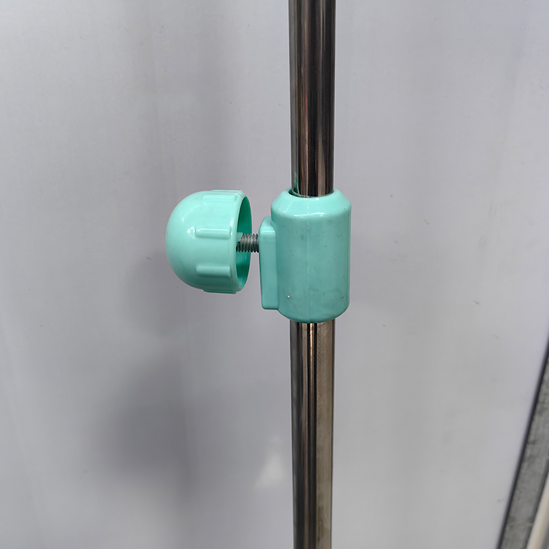 Supporto per infusione da pavi - Iv Infusion Pole recensione e prezzo