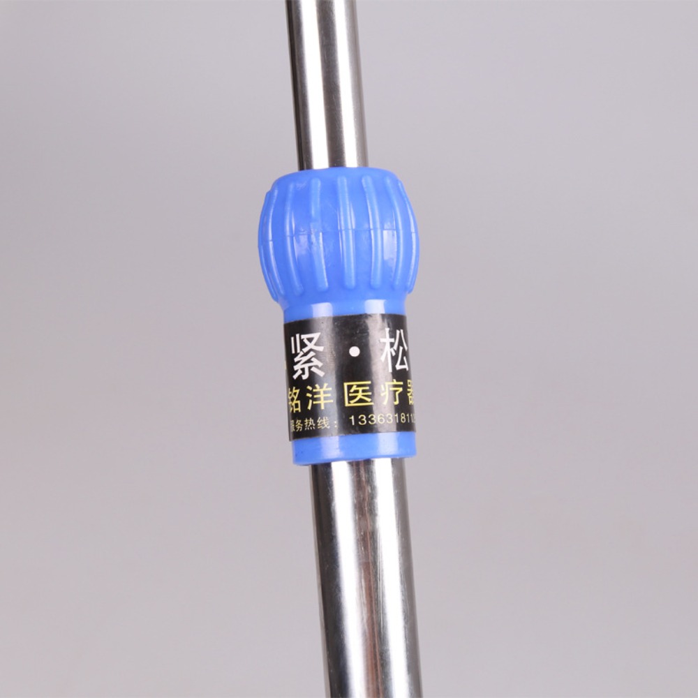 Supporto per gocciolamento IV  - Iv Infusion Pole recensione e prezzo
